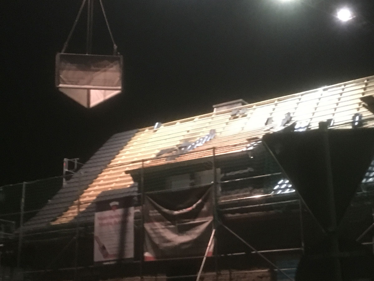 Baustelle Dachstuhl von außen
